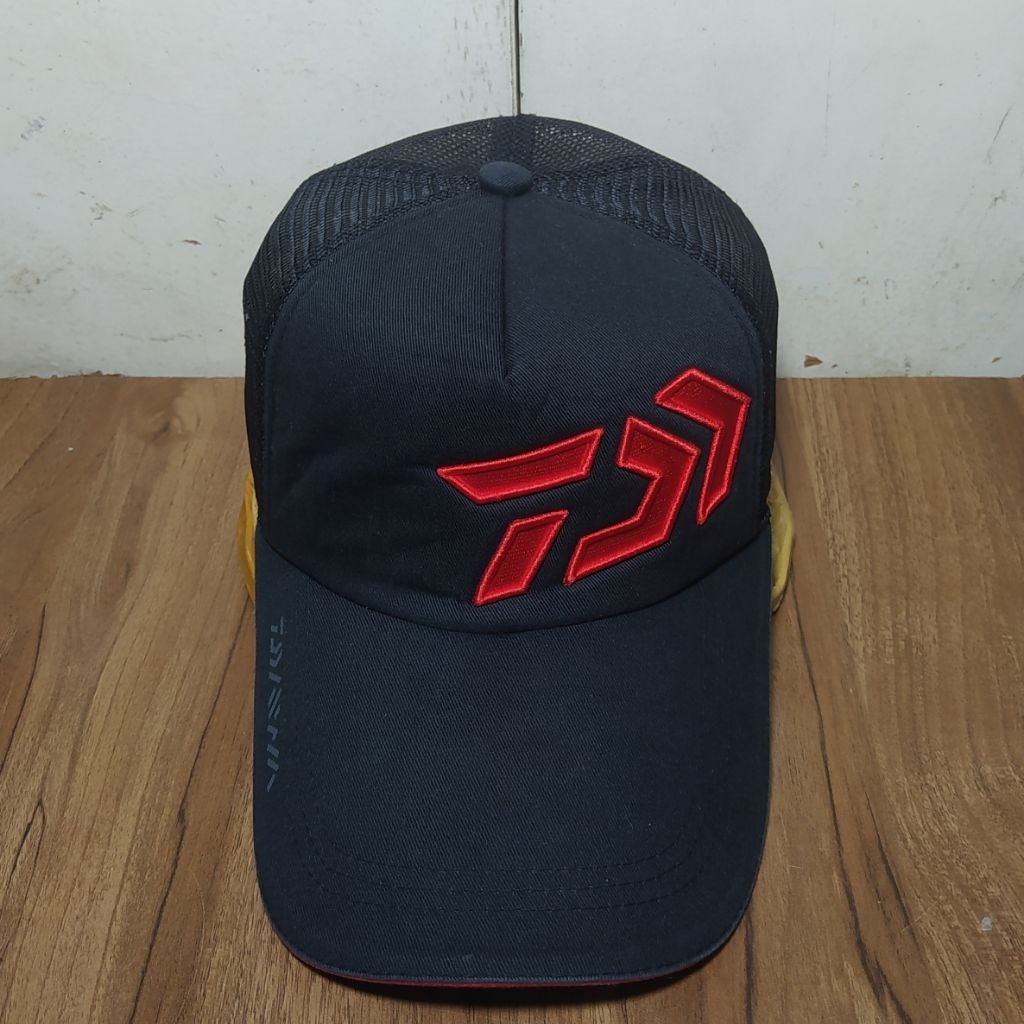TOPI DAIWA MANCING ORIGINAL