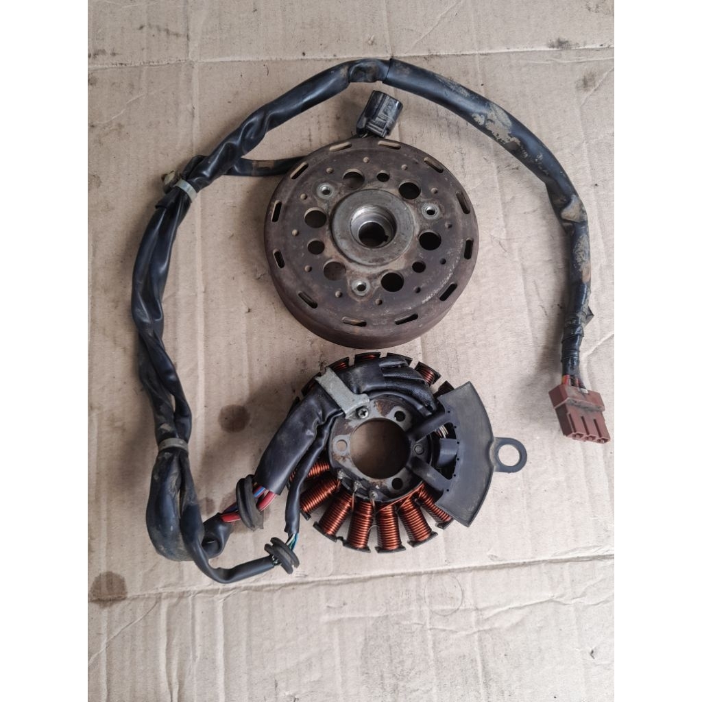 spul assy vario 125 f1 old kzr original ( copotan motor )