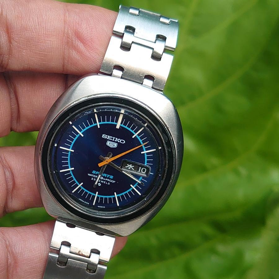 Vintage Seiko 5 Sports 6106-8560 JDM
