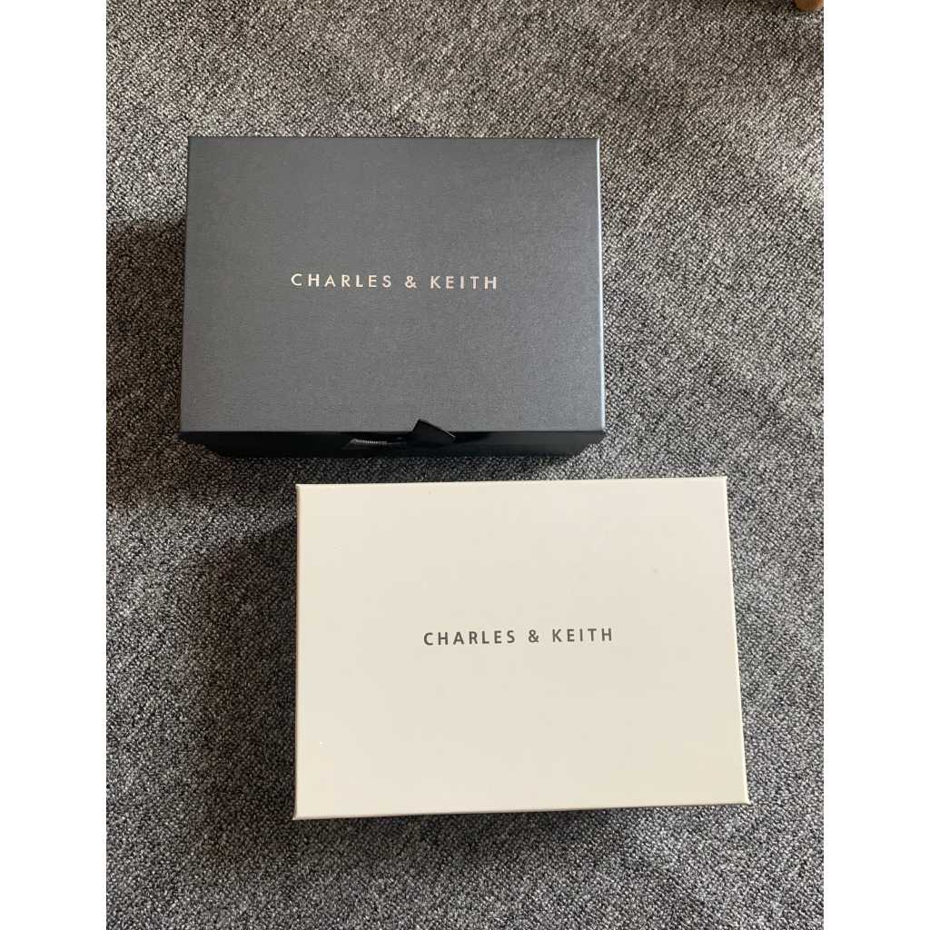 

Box CK dus box untuk tas CK