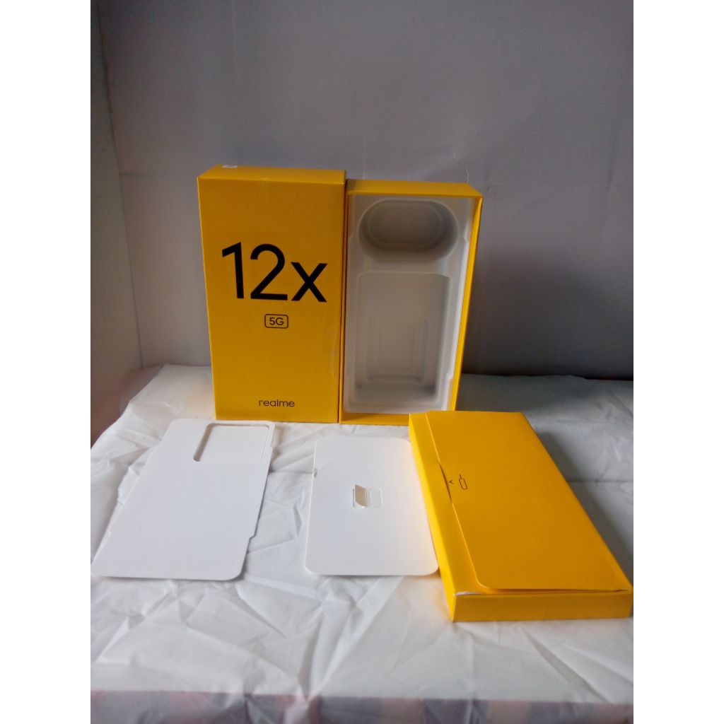 

KARDUS BOX HP REALME C12X ORIGINAL