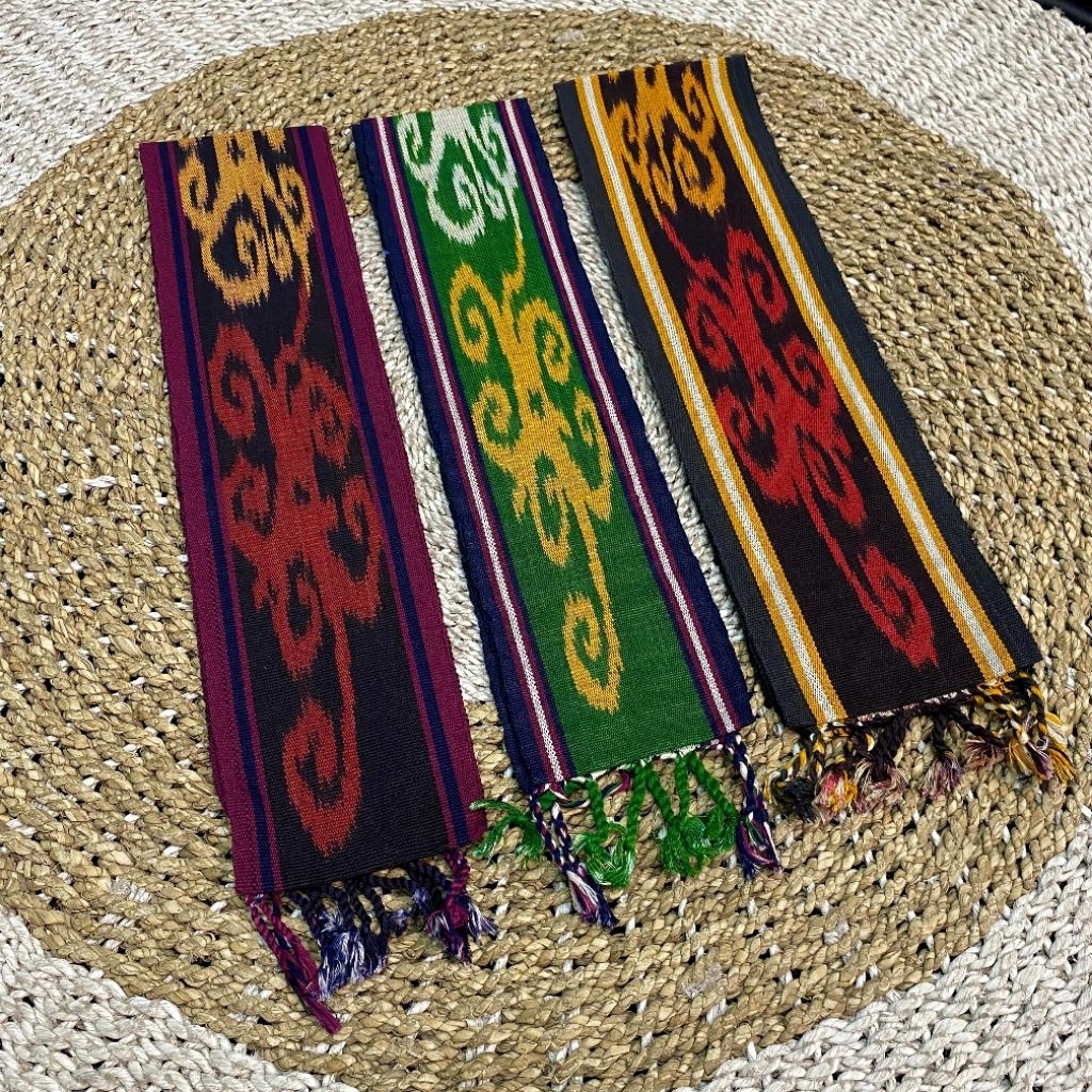 Syal Tenun Motif/Syal Tenun Motif Khas Kalimantan