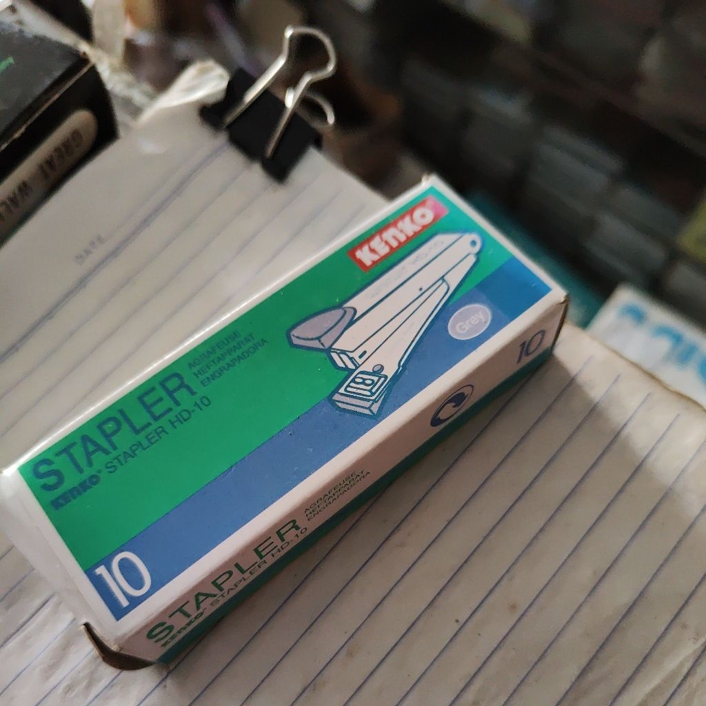 

staples kenko hd10