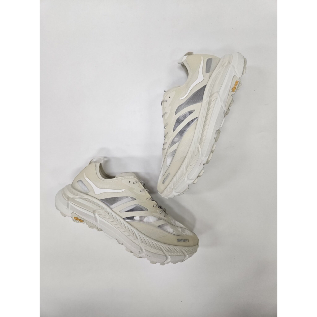 sepatu pria putih trekking original keren trail running