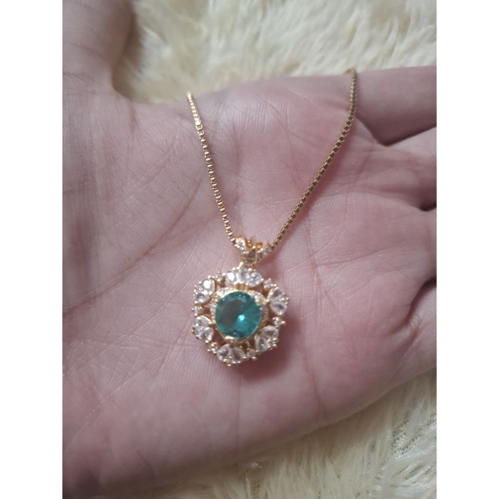 Kalung Batu Emerald Love Cantik 925 silver