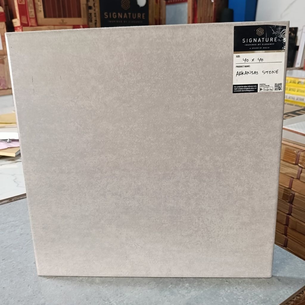 KRAMIK LANTAI 40X40 MATT ARKANSAS STONE