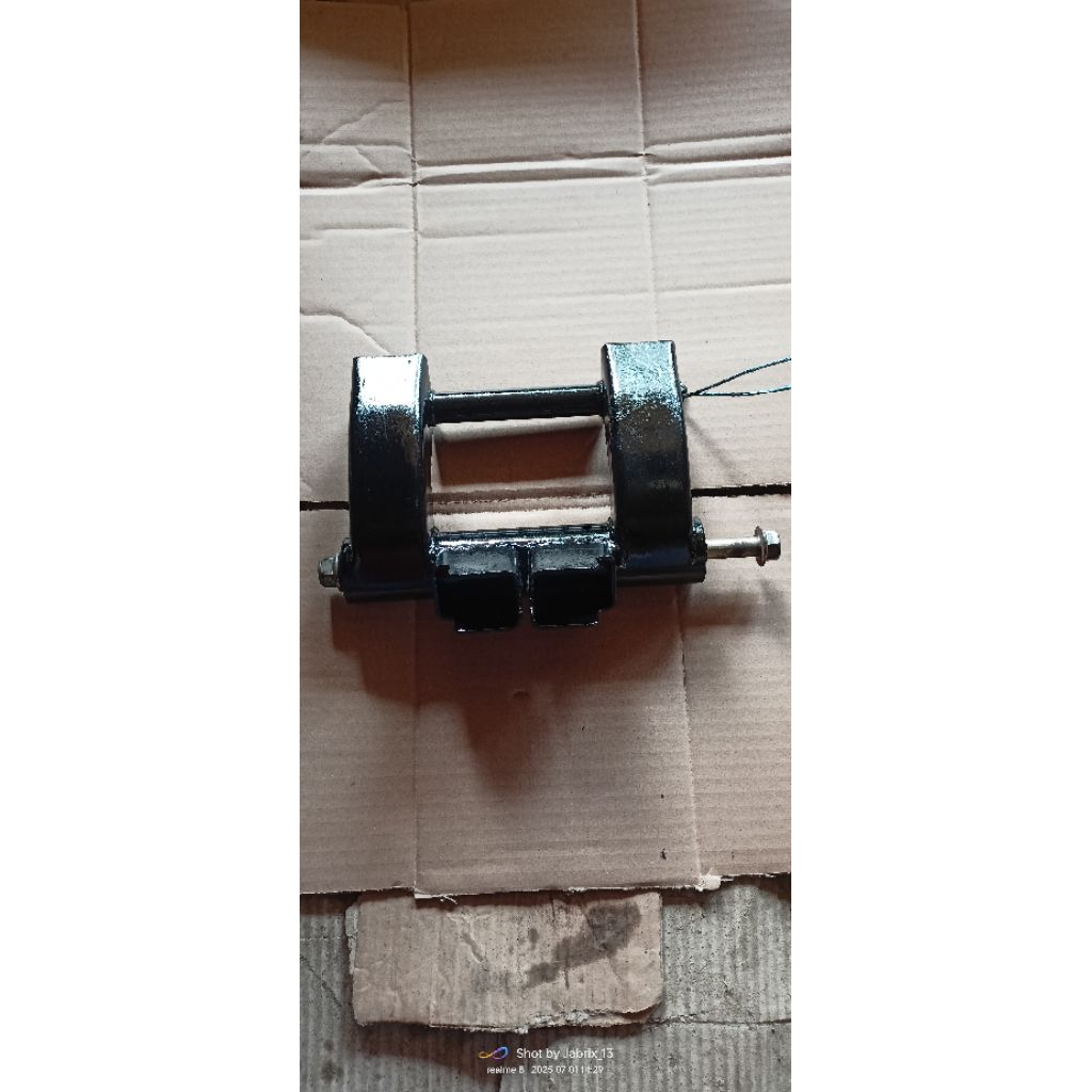 ARM ENGINE MOUNTING SUZUKI SPIN 125 PNP SKYWEVE 125 ORI SECOND COPOTAN