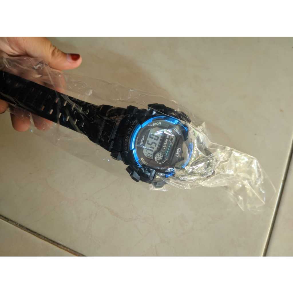 JAM TANGAN QQ RUBER ANTI AIR LIMITED/Q&Q JAM TANGAN DIGITAL SPORT PRIA/QQ WATCH WATER RESIST