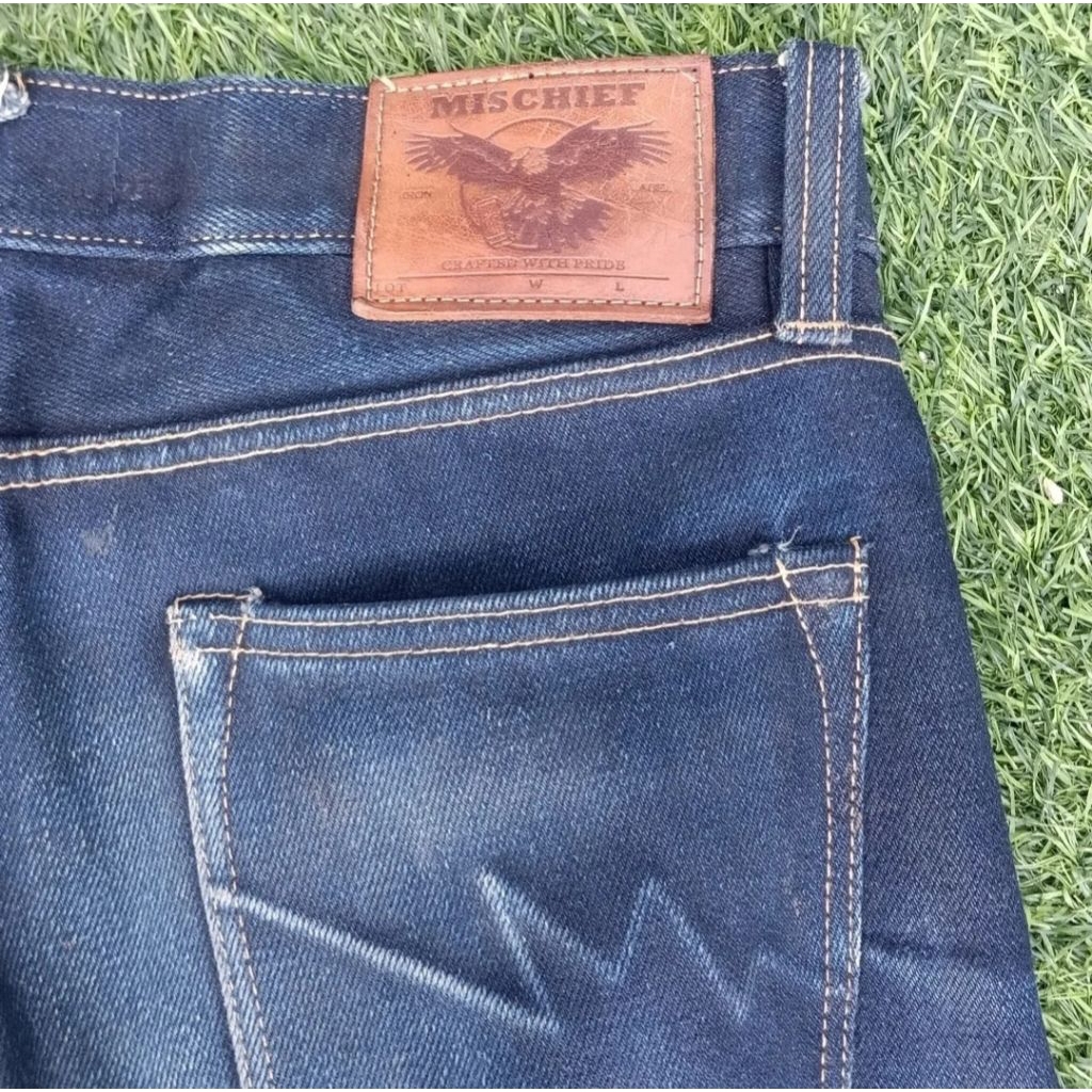 Mischief Denim Iron Label 21 Oz size 33 slim straight
