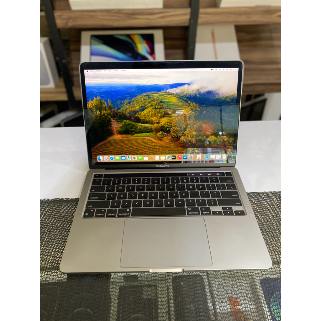 Second MacBook Pro 13 inch M1 2020 16GB/1TB