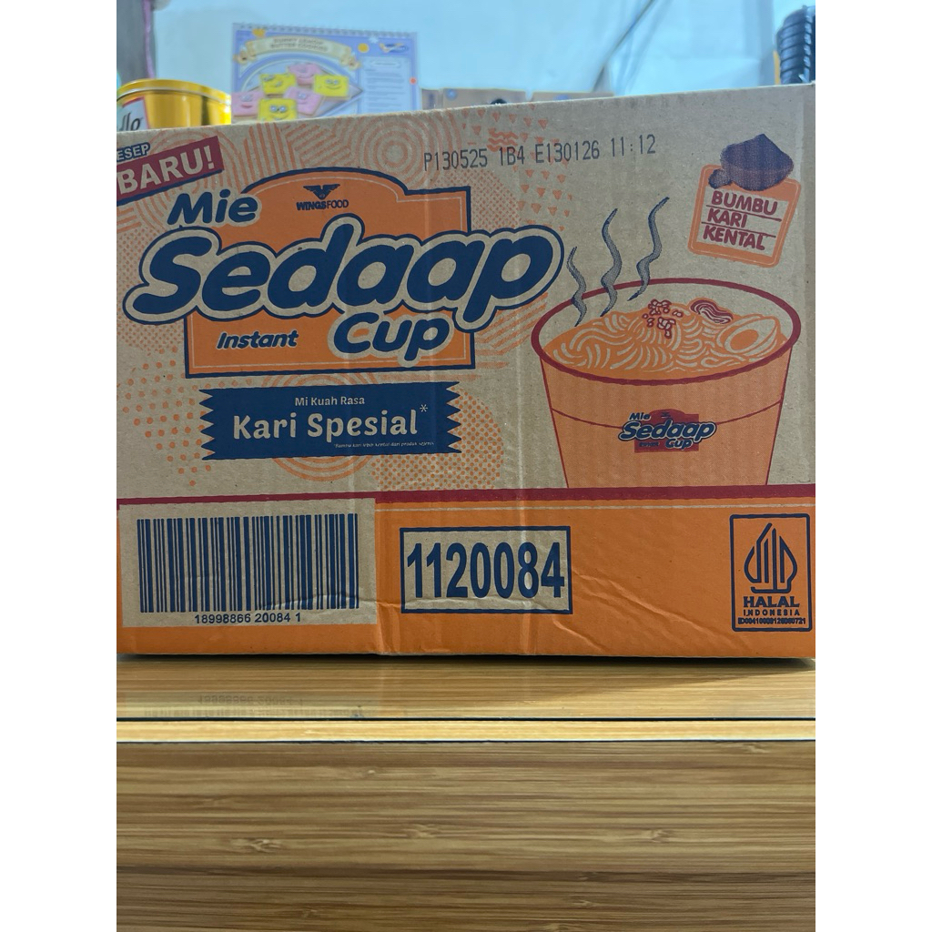 

MIE SEDAAP CUP RASA KARI SPESIAL 1 dus isi 12 cups (Kuah)