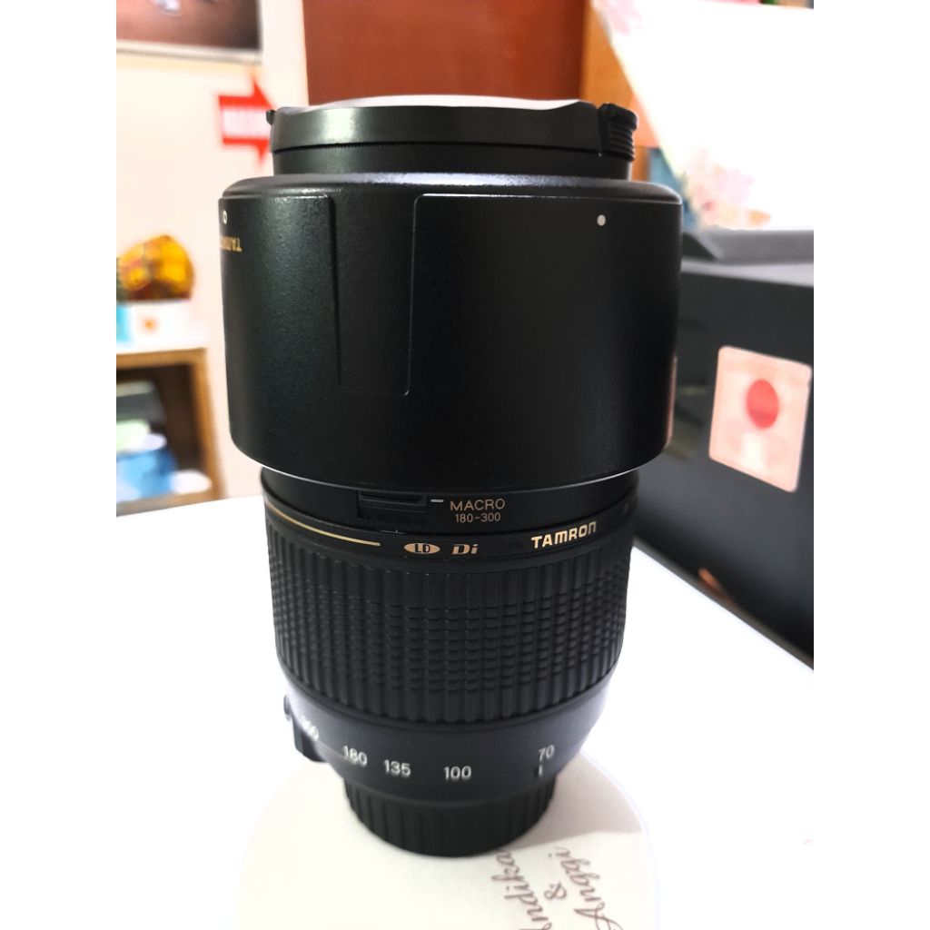 Lensa Tamron Nikon 70-300mm