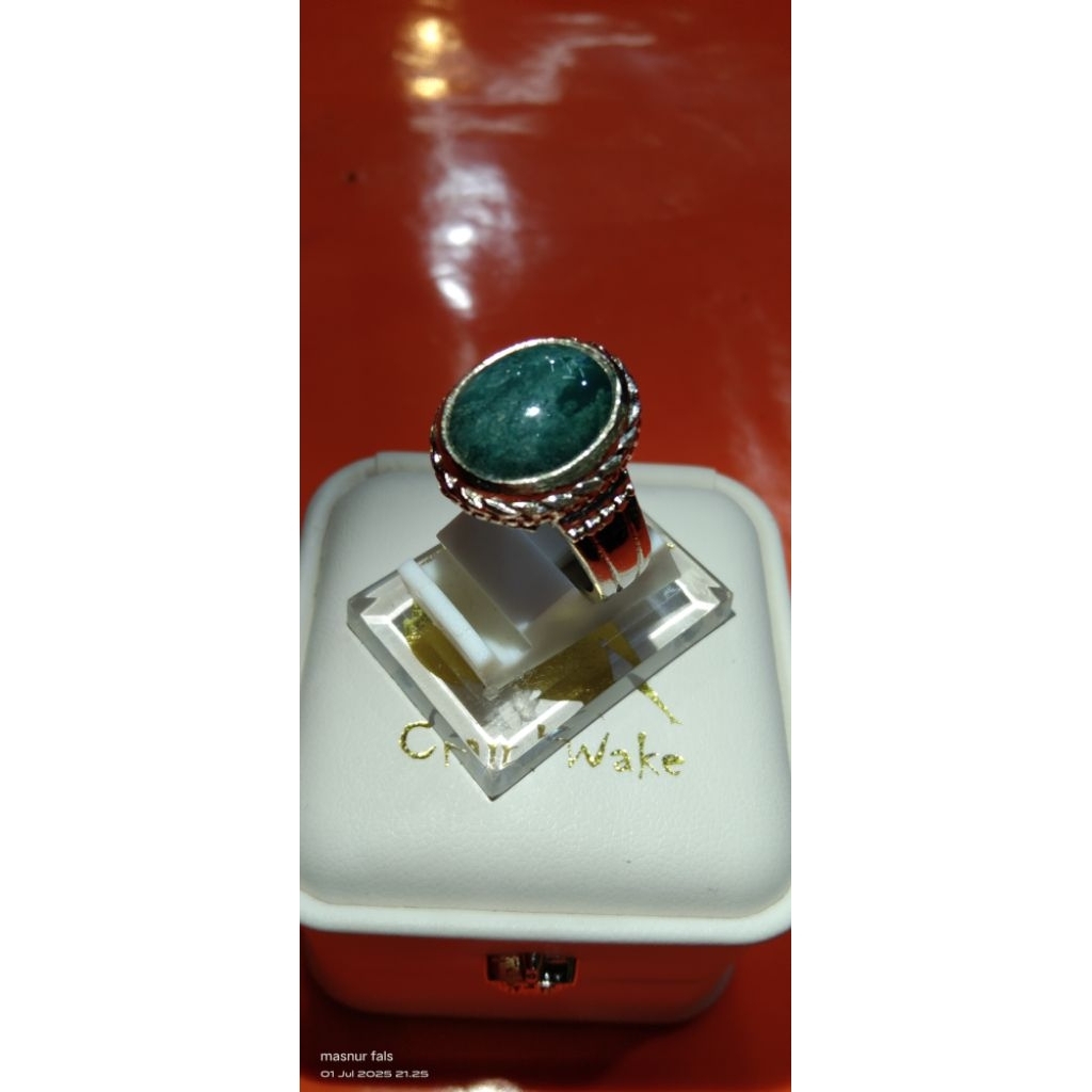 Cincin batu garut cikolak crystal visual warna hijau kebiruan