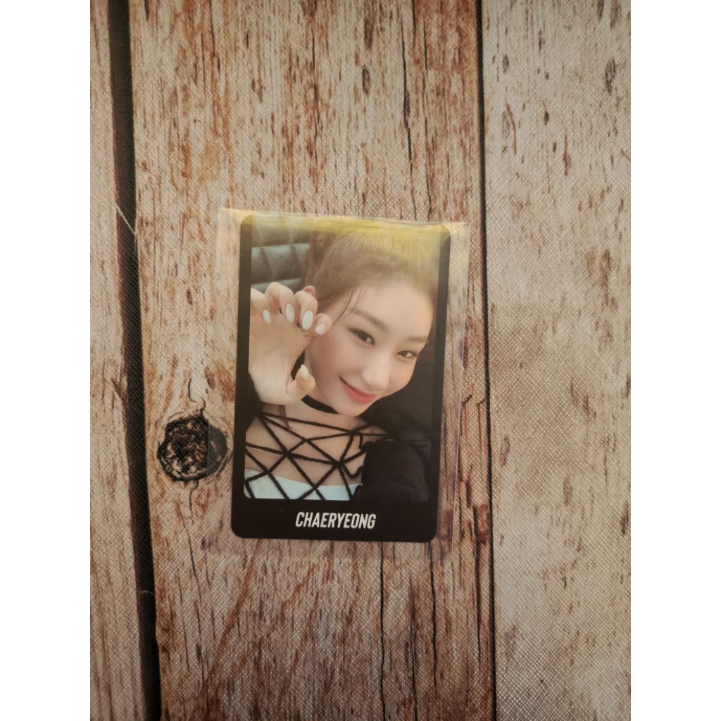 OFFICIAL Photocard Chaeyoung ITZY - Wannabe