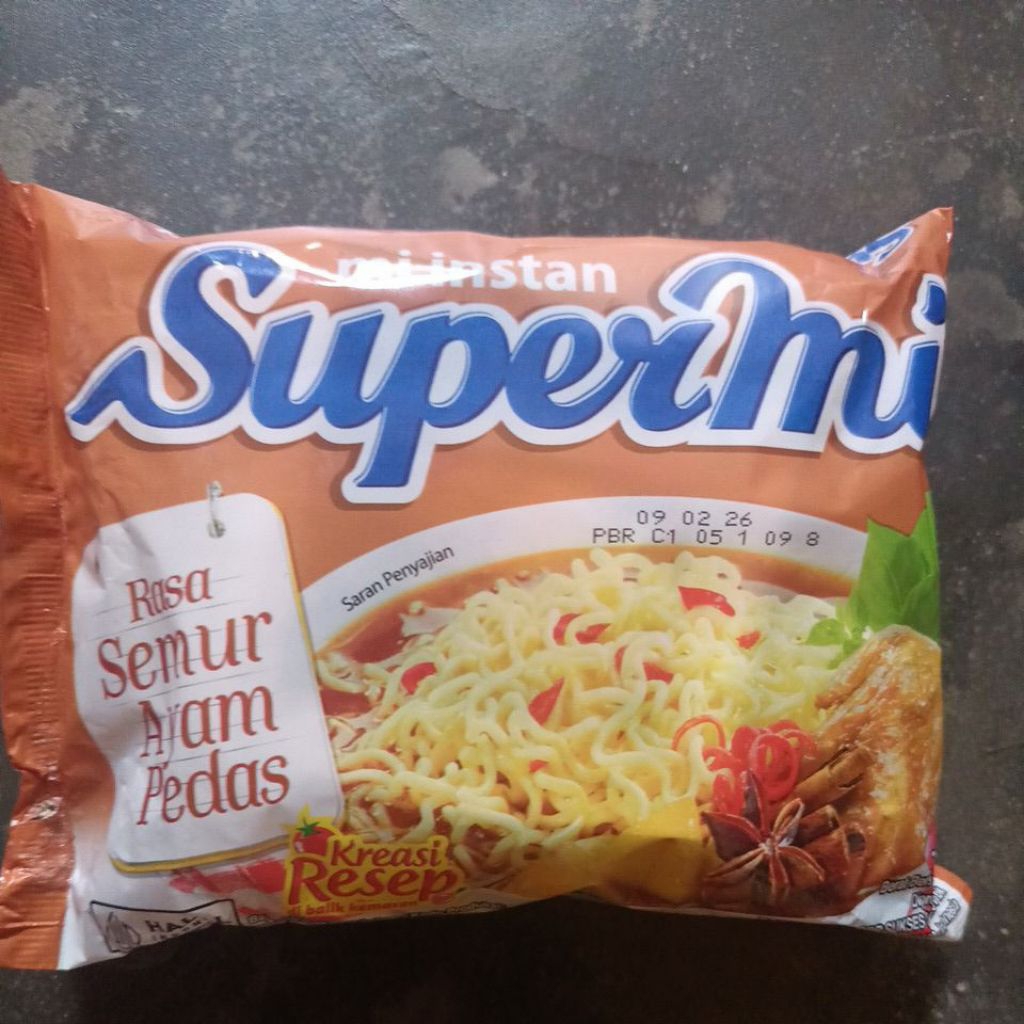

10 bungkus Mi Instan Supermi Rasa Semur Ayam Pedas