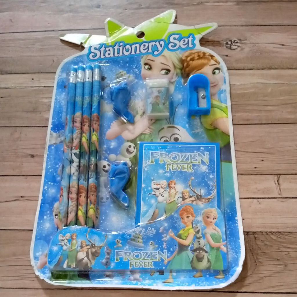 

alat tulis/pensil 4in1/karakter