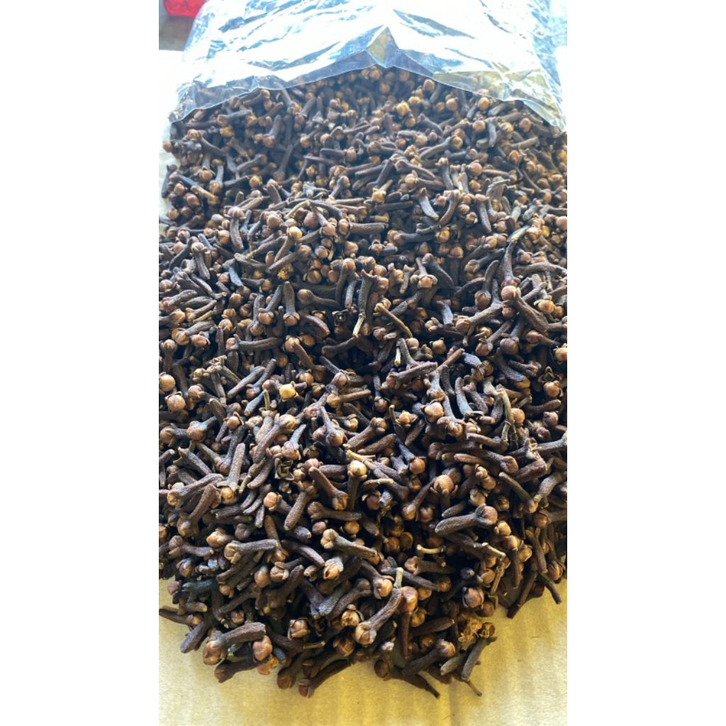 

cengkeh kering rempah - rempah cengkeh bagus berkualitas ukuran sesuai kebutuhan 50 gr - 250 gr