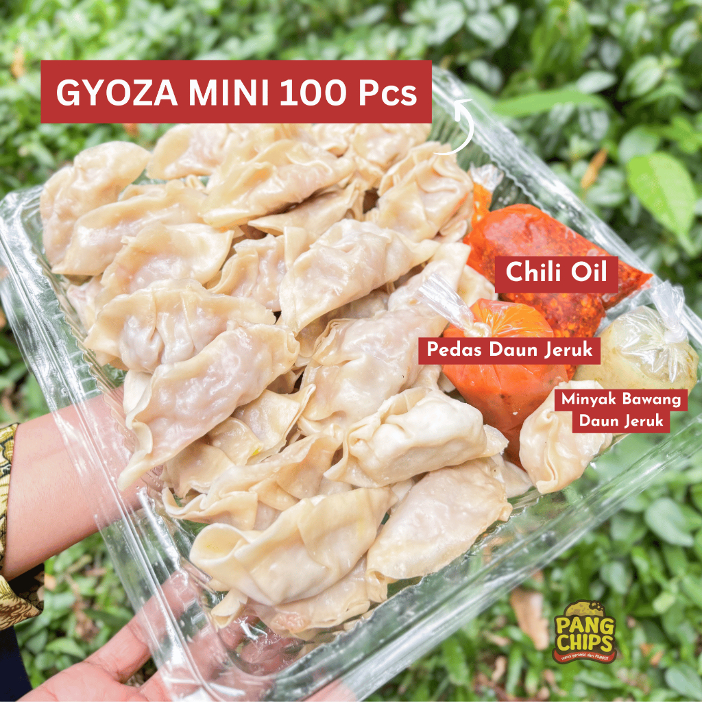 

Gyoza Mini 100 Pcs Free Chili Oil + Bumbu Pedas Daun Jeruk Kuah Goreng by Kedai Ngemil Mas Pangsit / Gyoza