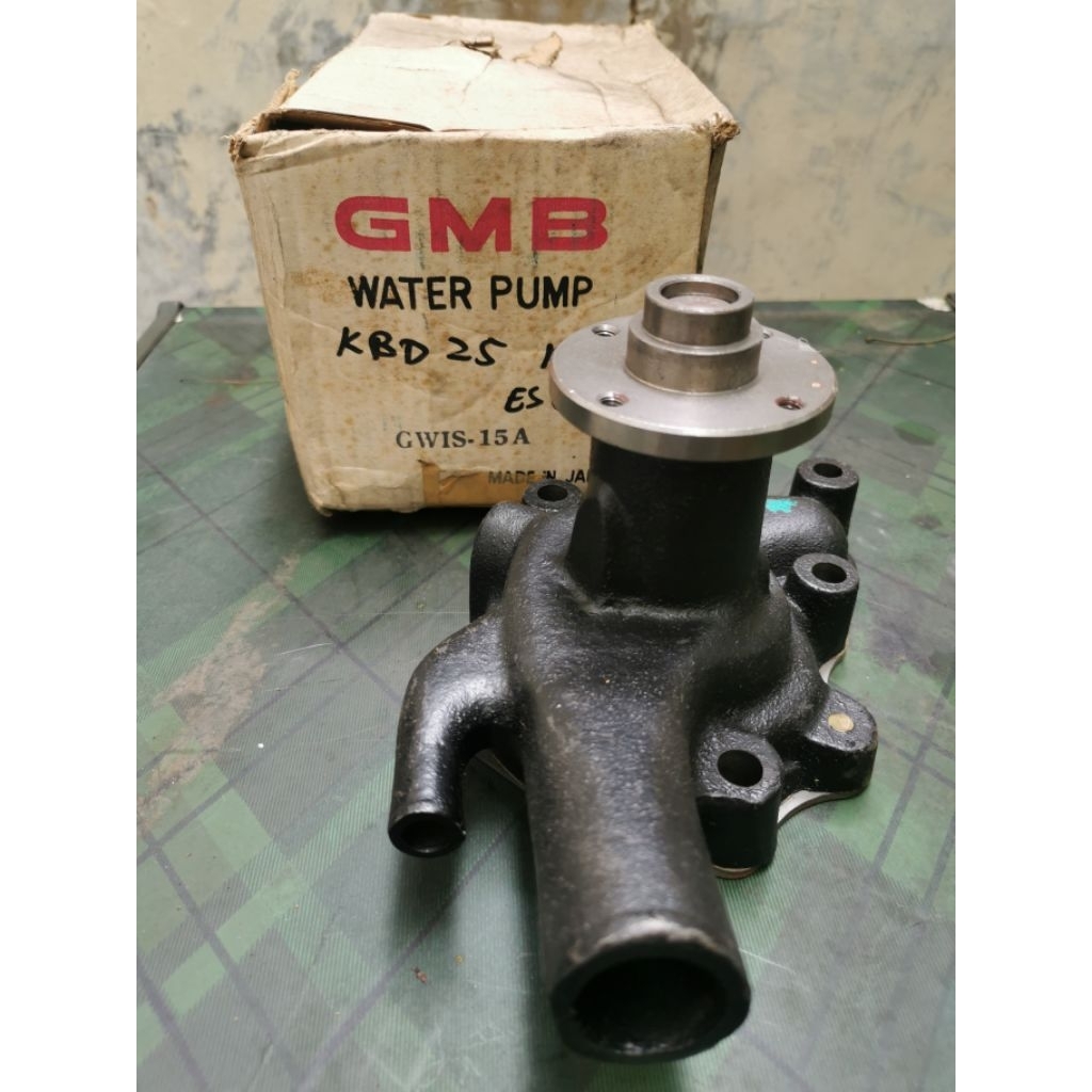 Waterpump CJ7 Diesel  Isuzu C240 C190 Chevrolet Luv KBD25