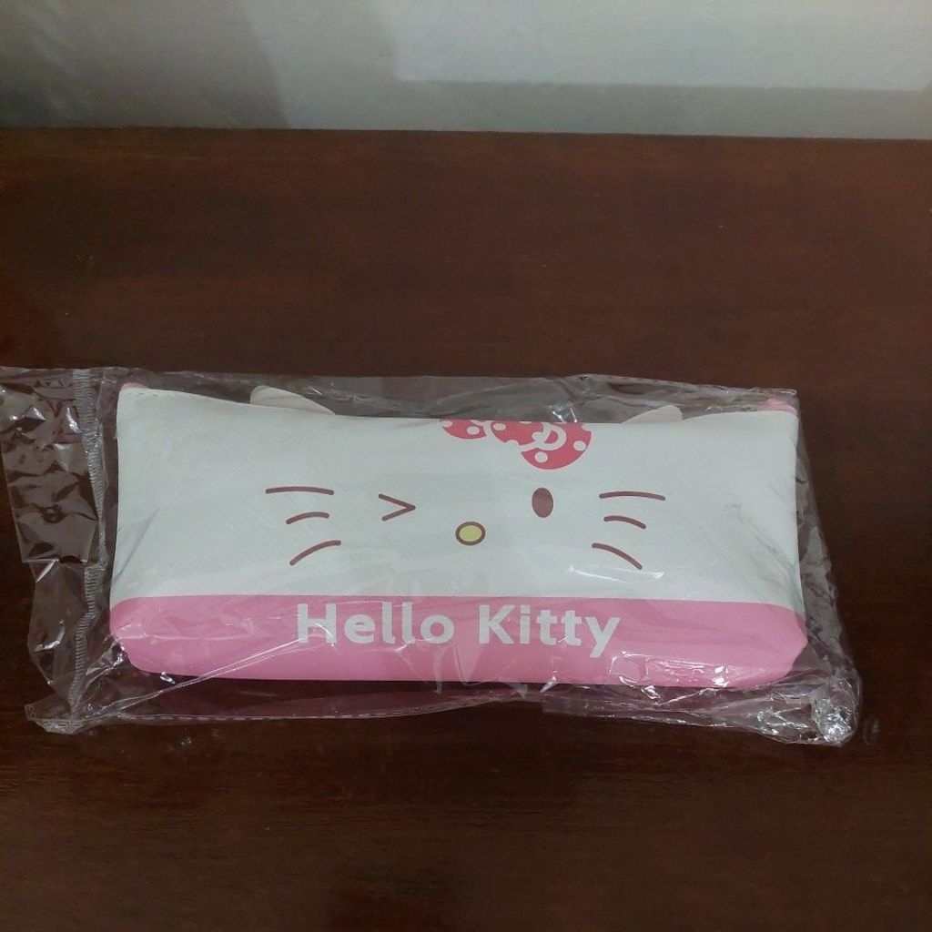 

tempat pensil hello kitty