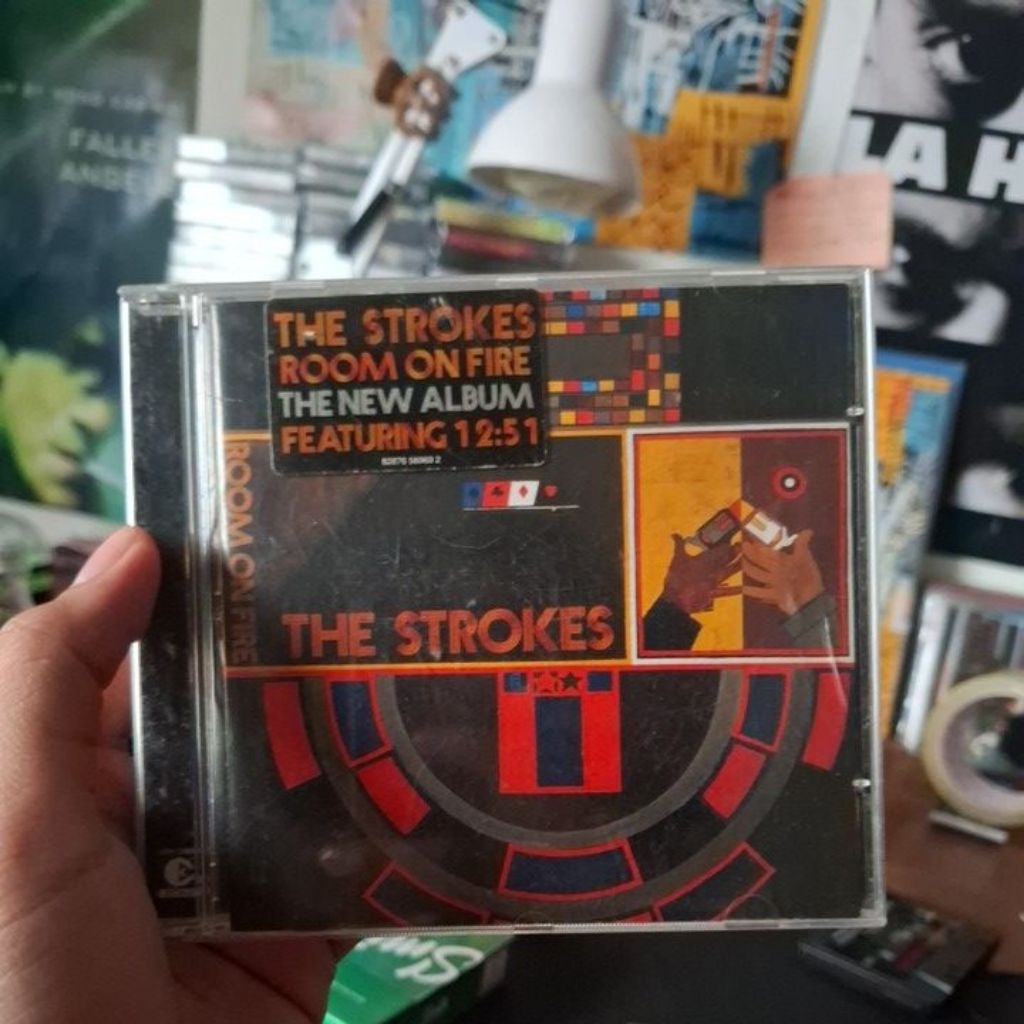 CD THE STROKES - ROOM ON FIRE