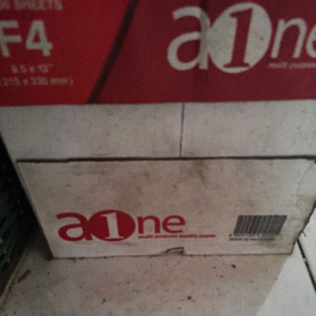 

1 rim f4 aione kertas