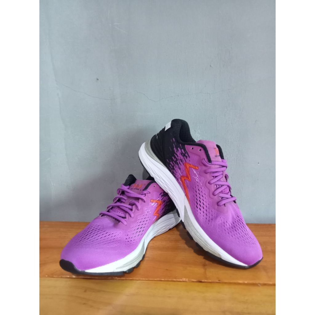 Sepatu 361° SPIRE 3 Original - Size 37