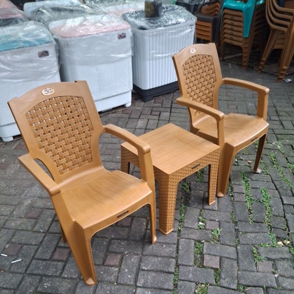 [KARGO] KURSI TERAS NAPOLLY 632. 2 KURSI 632 dan 1 MEJA MAPAN / KURSI TERAS / KURSI PLASTIK