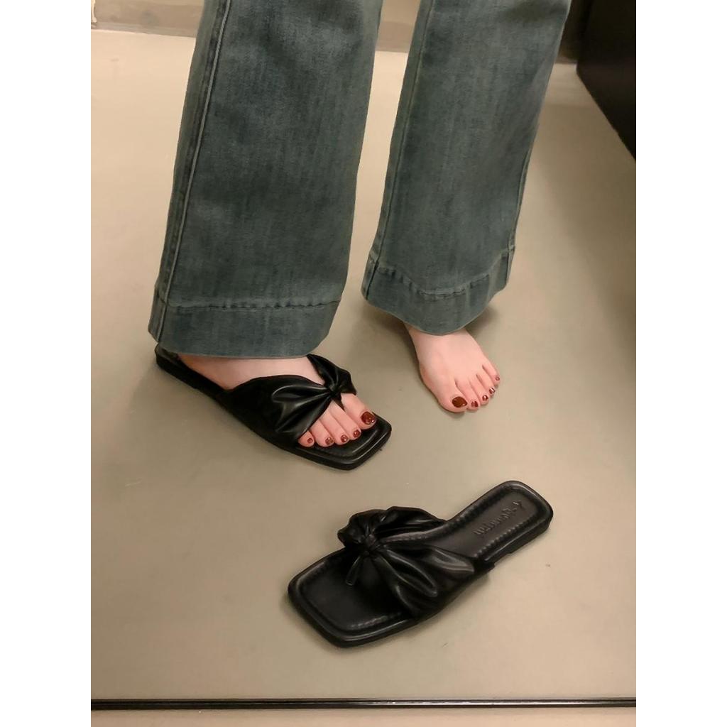 Herdian IM 01 Sandal Flat Wanita Silver Hitam Putih