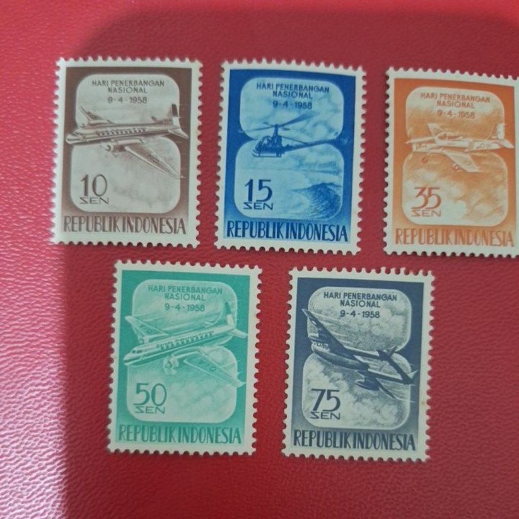 

perangko kuno H Penerbangan Nasional 5pc