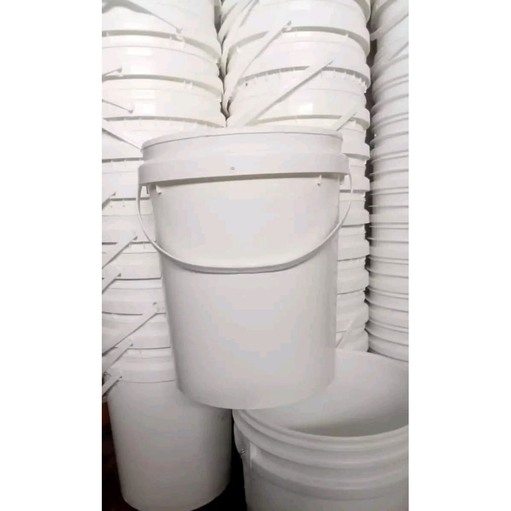 Ember 25 kg atau 20 Liter Plus tutup Polos Putih bersih ember tonag serbaguna