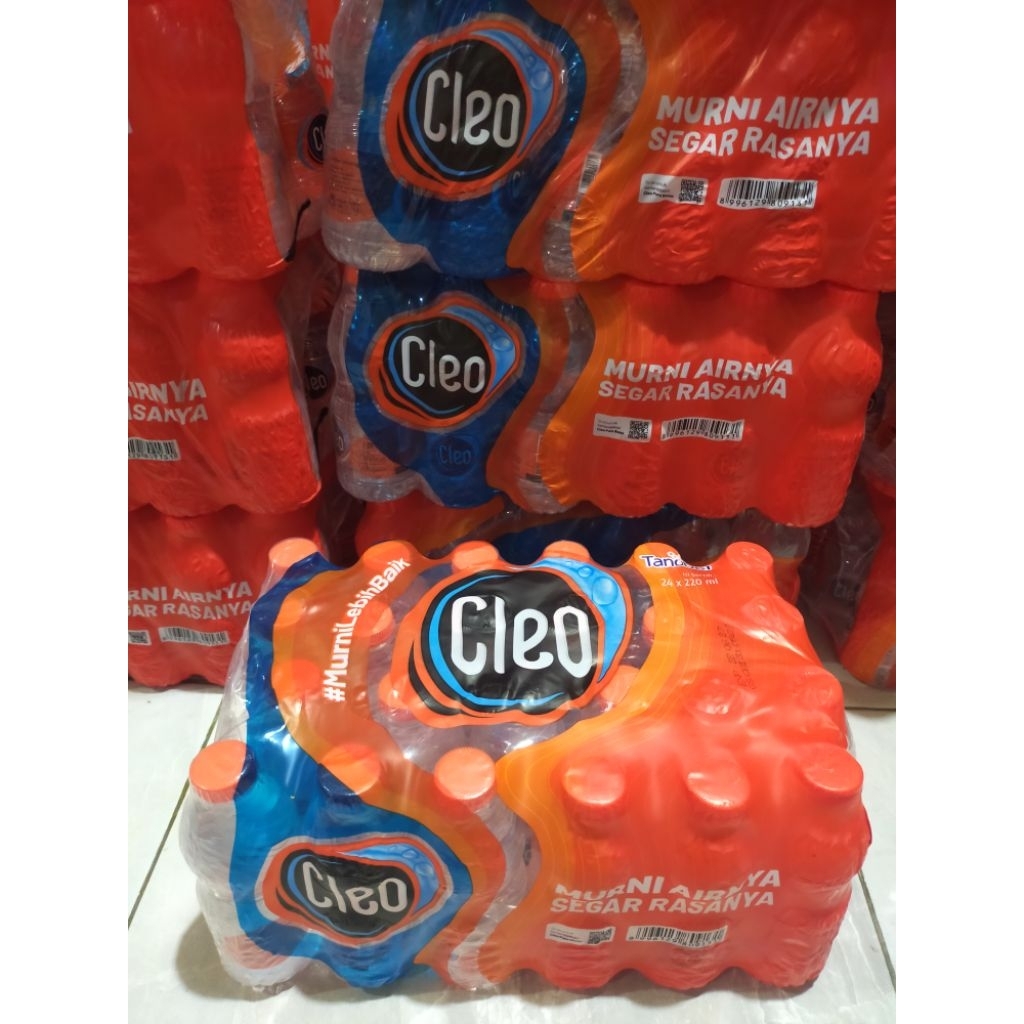 

Cleo air minum kemasan botol 24x220ml ( 1 krat )