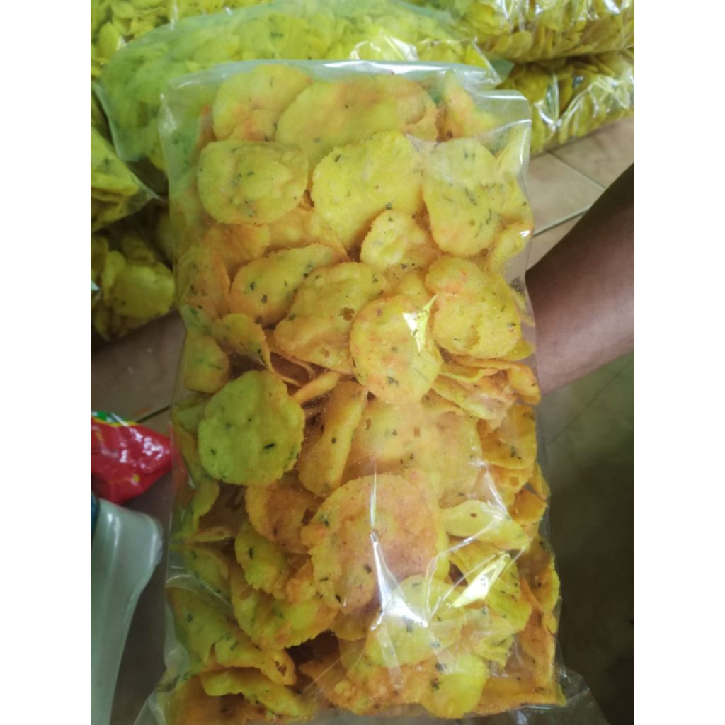 

Comring Bawang Khas Ciamis Cemilan Pedas Renyah Gurih Varian Rasa 500 gr