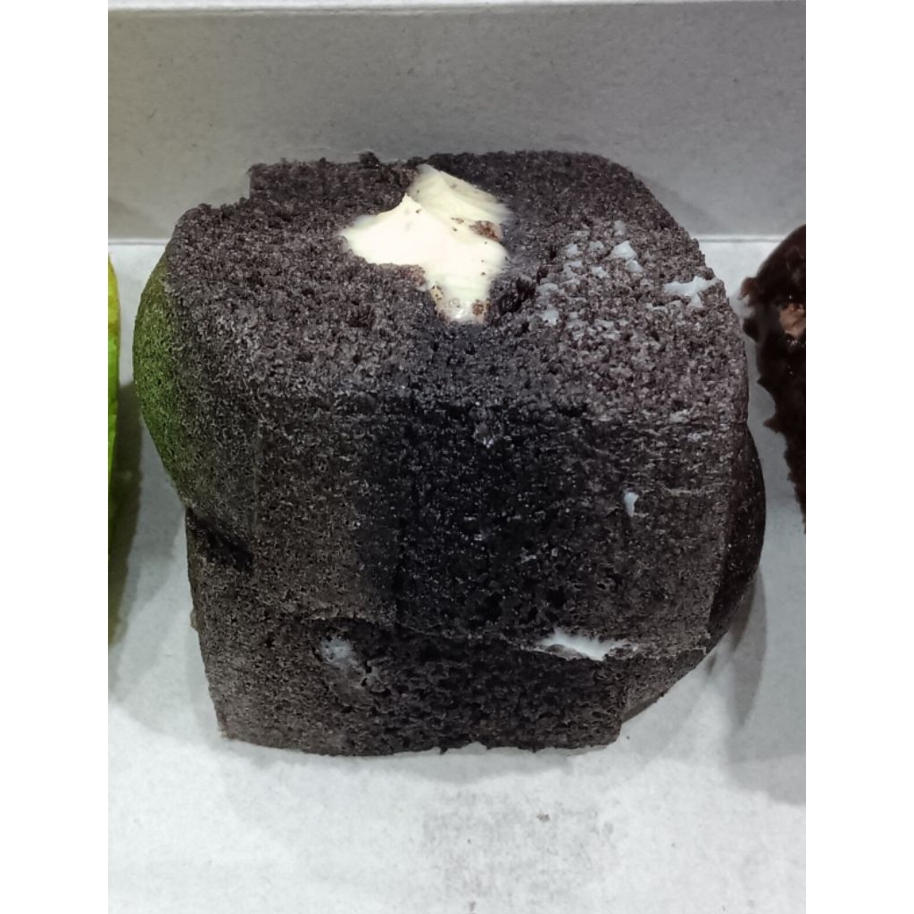 

Bolu Ketam Hitam Viral super lembut dan melted