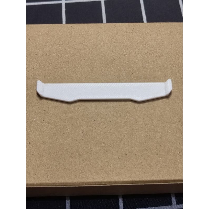 Winglet miniatur bus