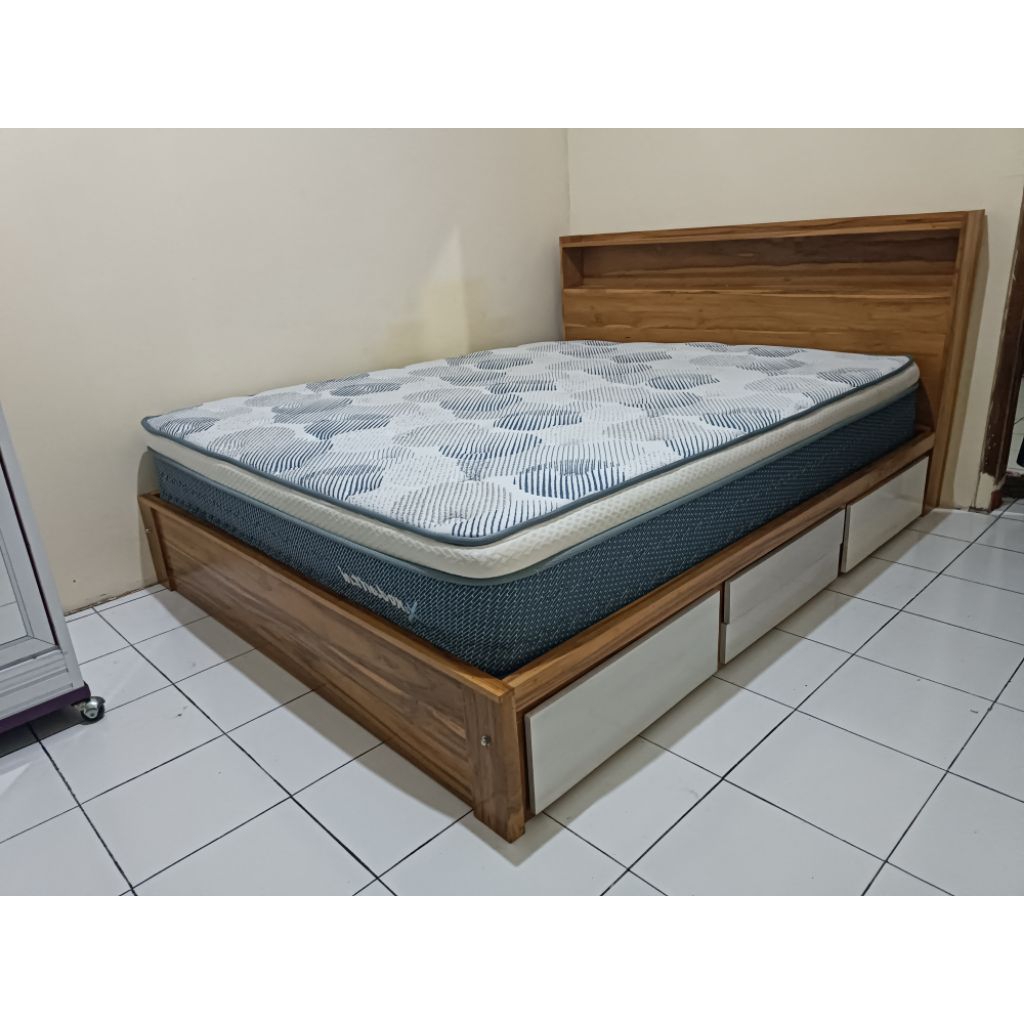 DIPAN TEMPAT TIDUR JATI MINIMALIS 120X200