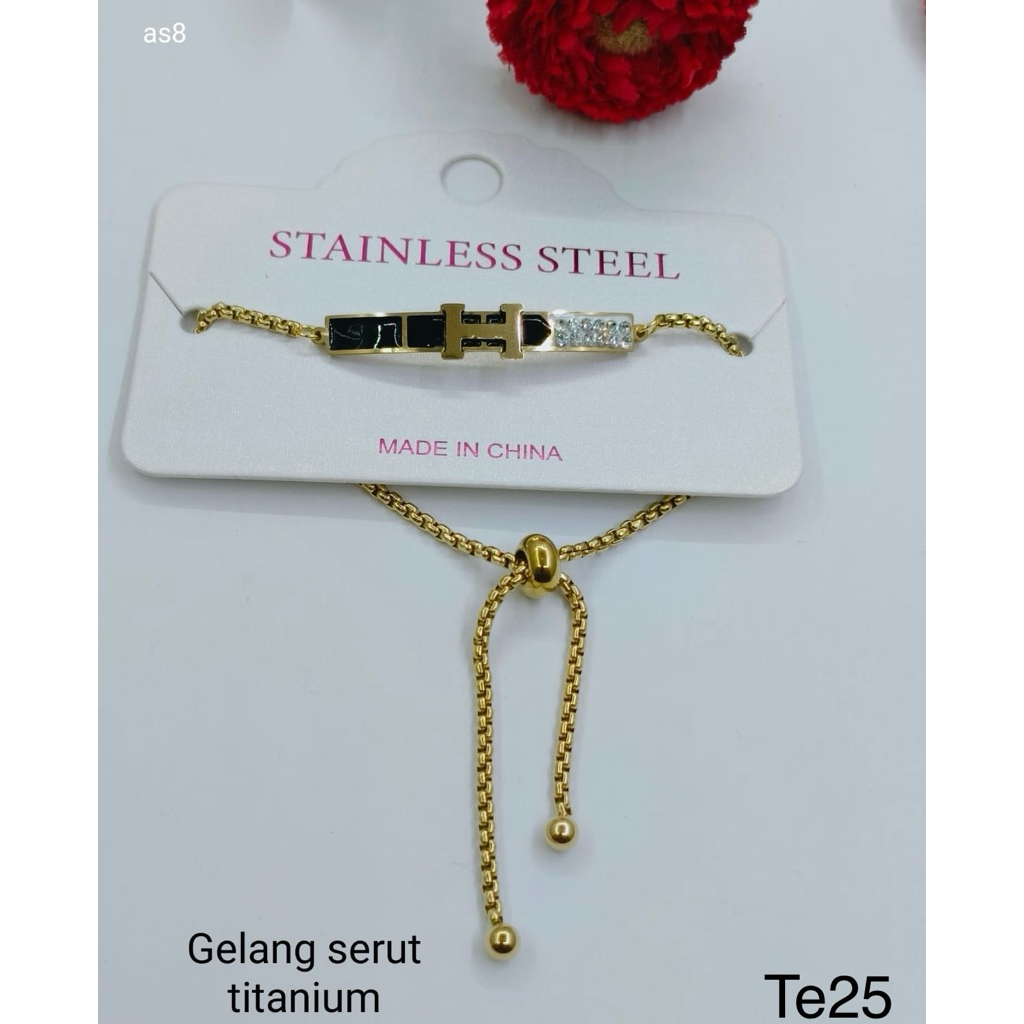 Gelang hati wanita titanium anti karat gold liontin berlian gelang serut titanium