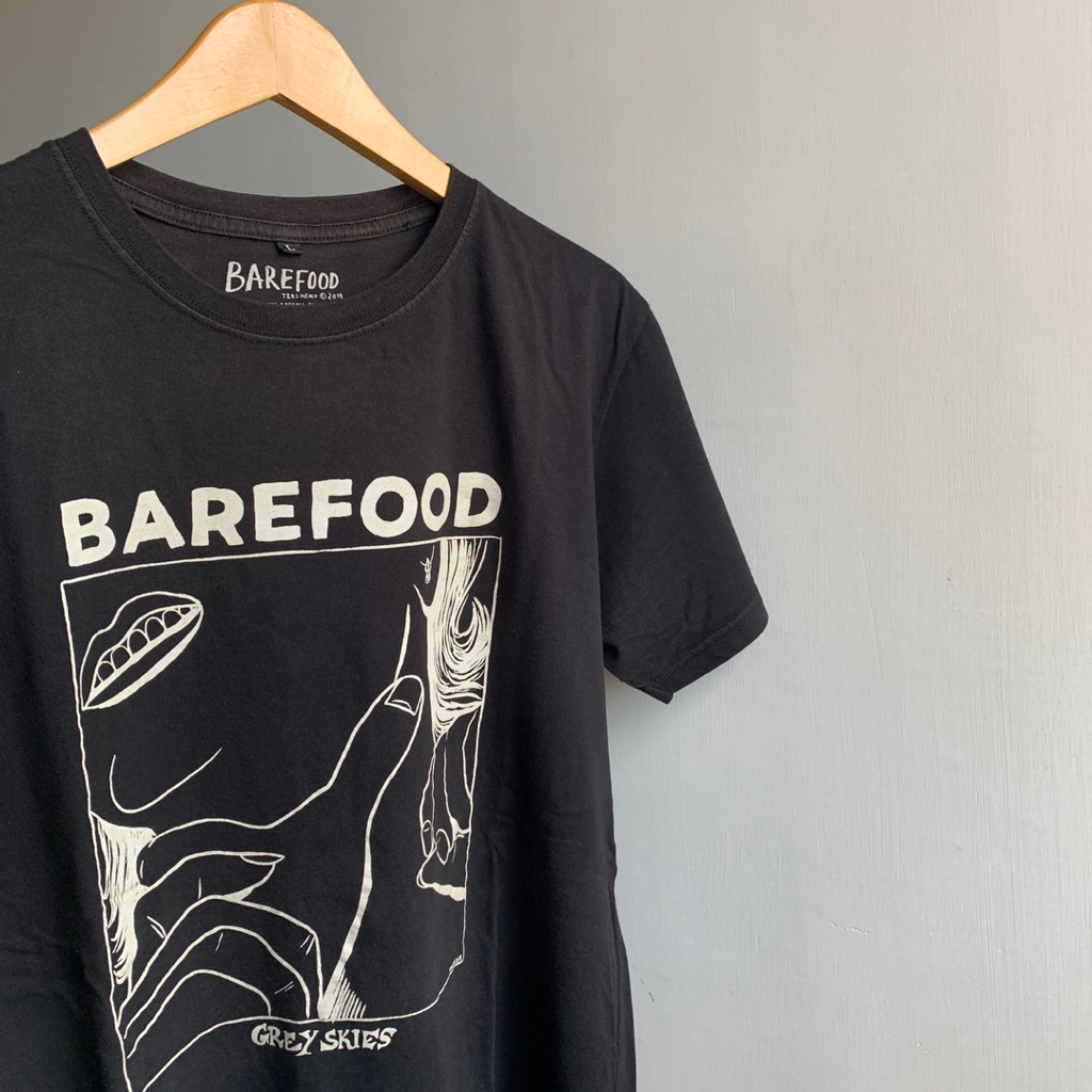 WTS: Kaos Tshirt Band Barefood x Amenkcoy "Grey Skies" Official Merch 100%