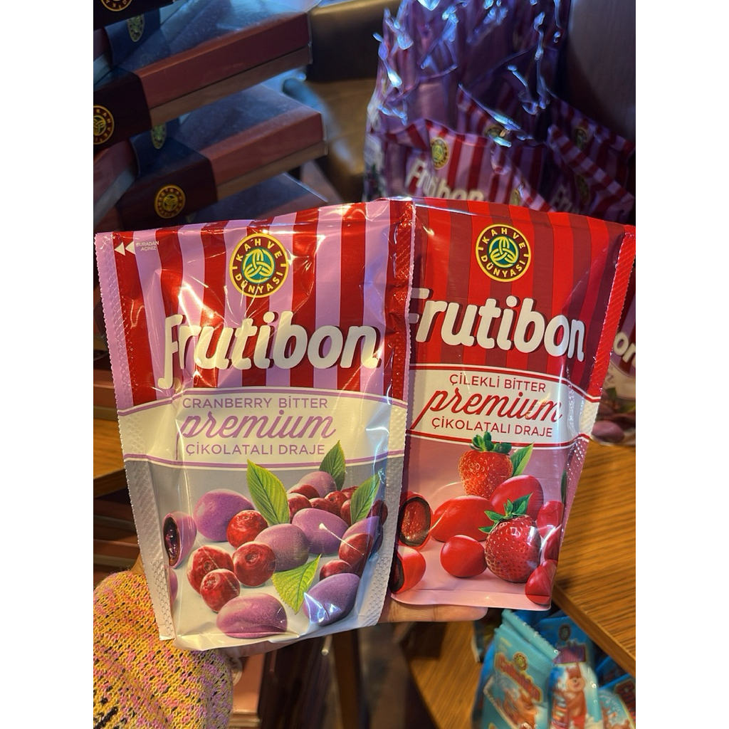 

COKLAT KAHVE DUNYASI Kahve DUNYASI Frutibon – Coklat Buah Utuh (Strawberry & Cranberry)