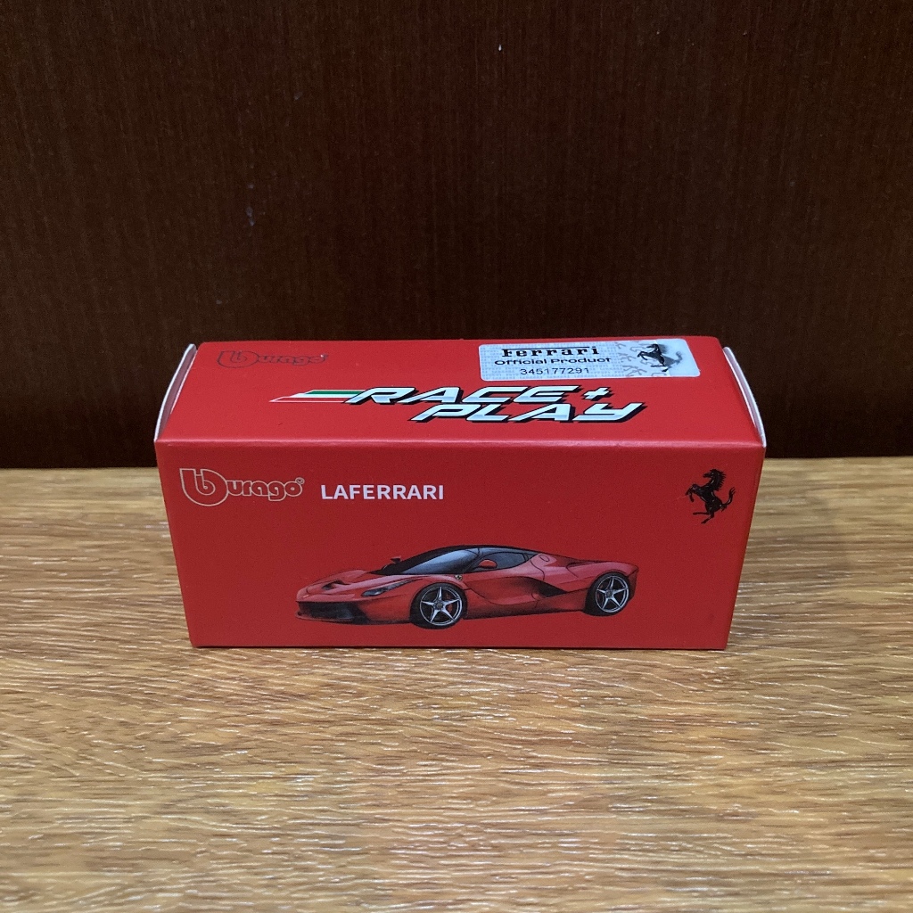 Bburago Race + Play Ferrari LaFerrari La Ferrari 1:64 1/64 Diecast Burago Mobilan Mobil Mainan