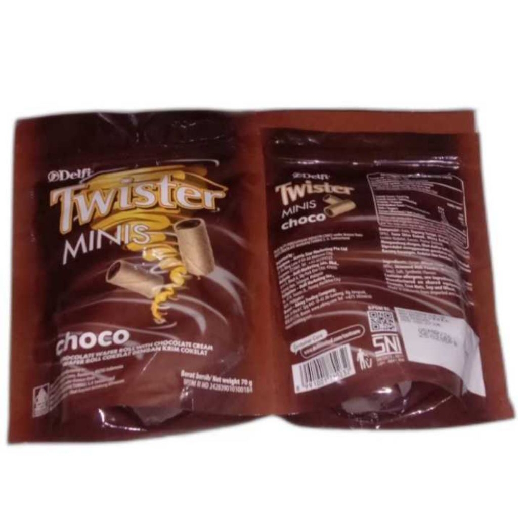

Twister Wafer Cokelat Pouch 70gr, Twister Wafer Black Vanila Pouch 70gr