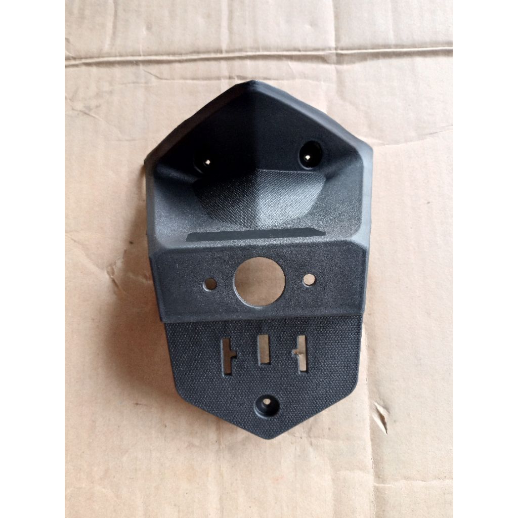 rumah lampu plat no vario 125old. kodokan lampu belakang vario 125 old