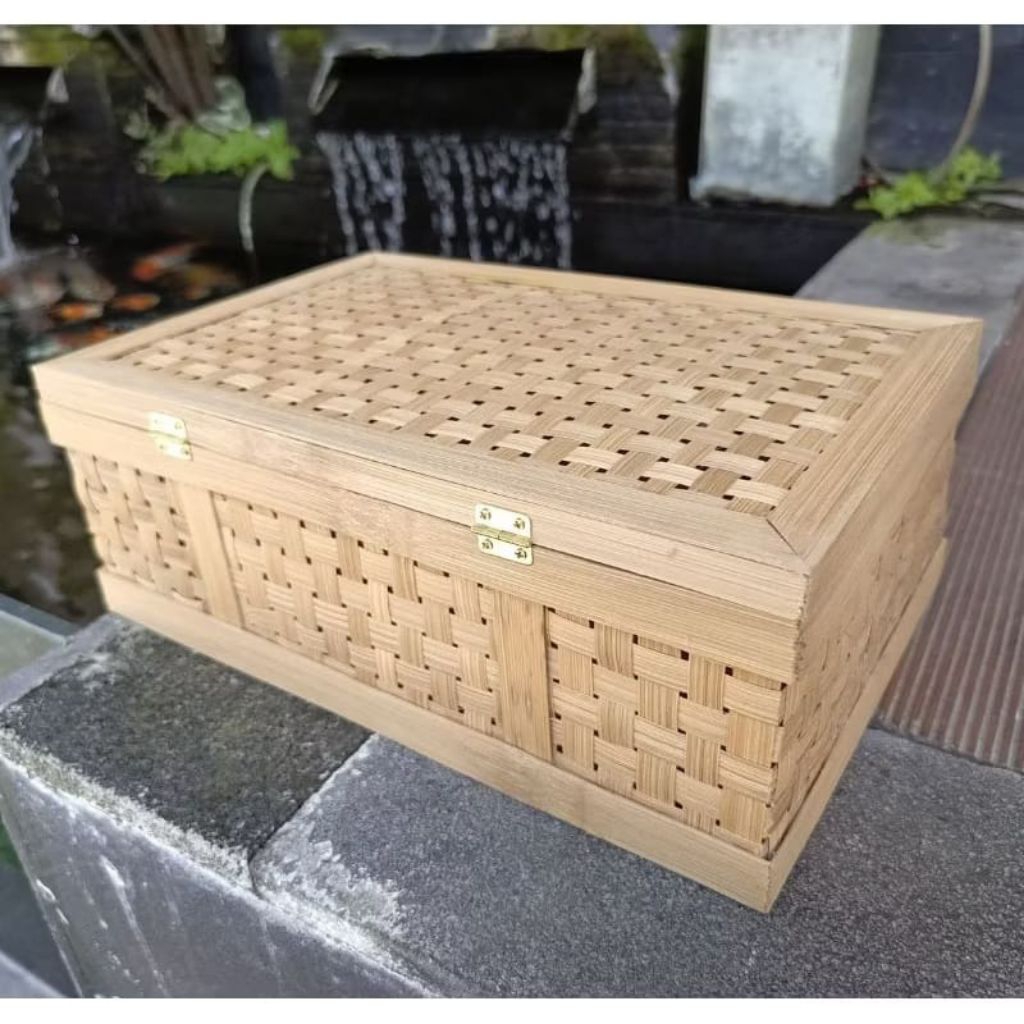 (30x20) Keranjang Box Peti Engsel | Box Bambu Anyaman