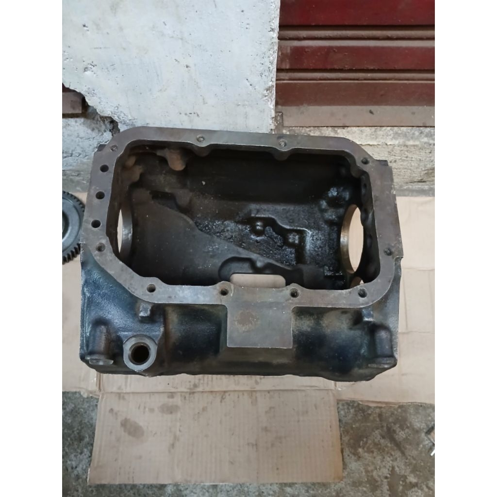 BLOK/ BAK TRANSMISI ISUZU ELF ENGKEL NHR/NKR 55