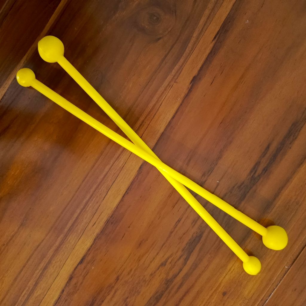 Stik Bellyra / Stik Drumband / Stik Balera per BIJI/PCS Warna Kuning