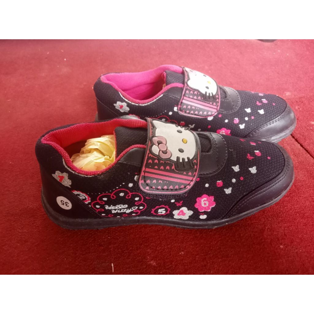Habiskan Stok Cuci Gudang Sepatu Sekolah Murah | Sepatu Sekolah Anak Hello Kitty