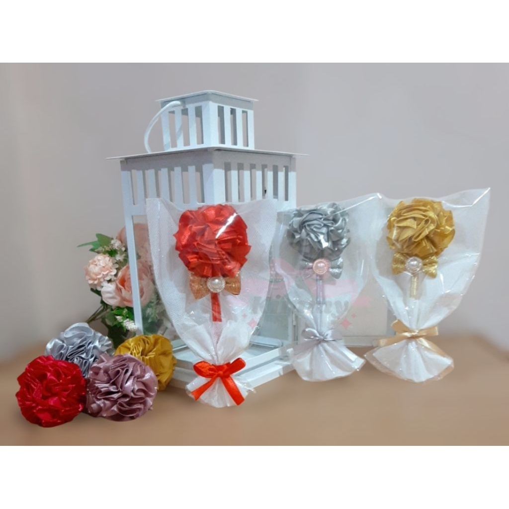

Bolpen Hias Bunga / Bolpen Pom Pom Murah Bag Charm Bagcharm Gantungan Kunci Cantik Lucu Unik