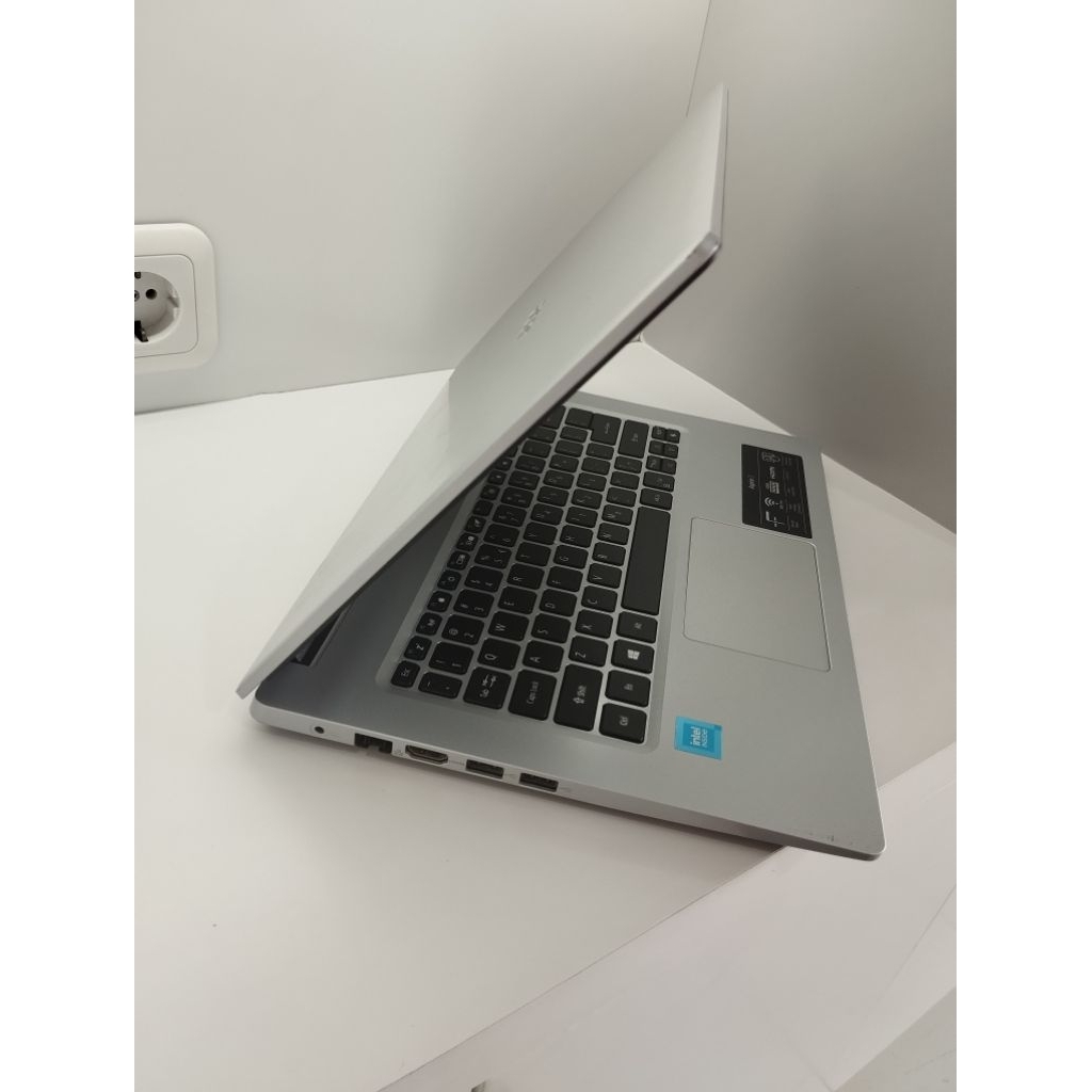 Laptop Second/Acer Aspire 3 Intel Inside 4/256GB