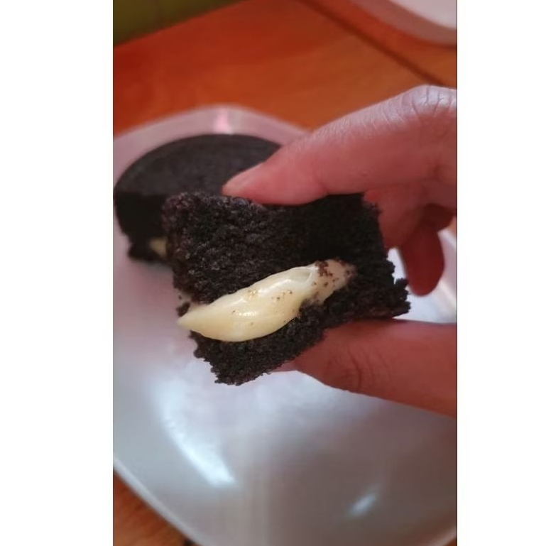 

Viral bolu ketan hitam keju lumer cup (145 ml) – 9Million Cafe