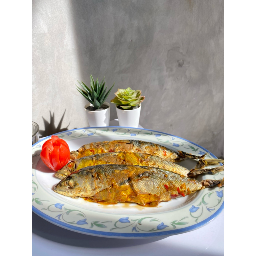 

pindang ikan salem isi 2/frozen ikan laut siap makan